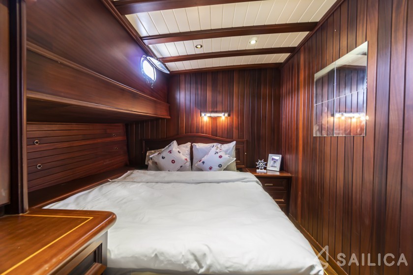 Gulet - Yacht Charter Sailica