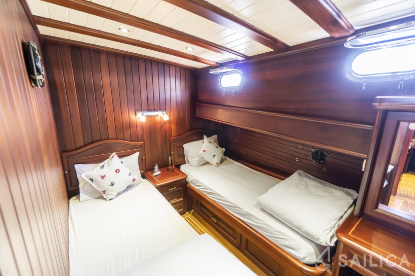 Gulet - Yacht Charter Sailica