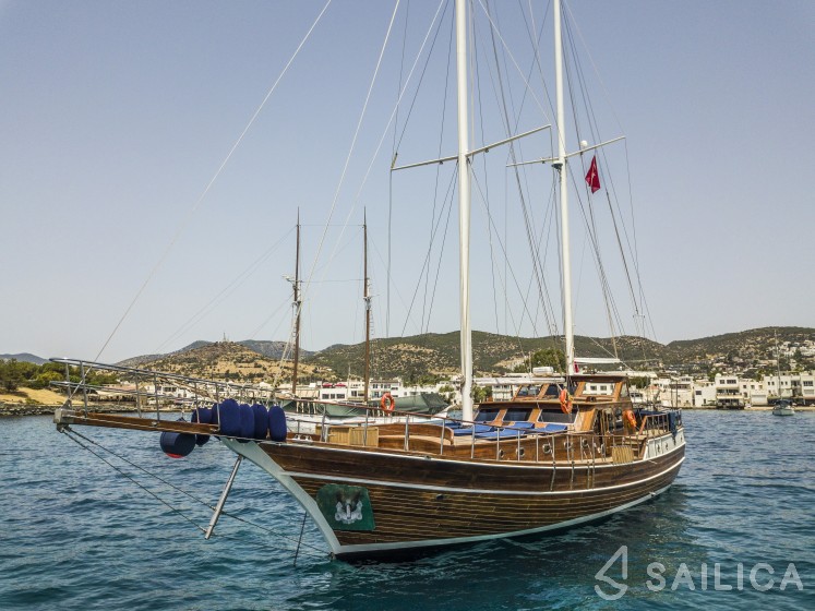 Gulet - Yacht Charter Sailica