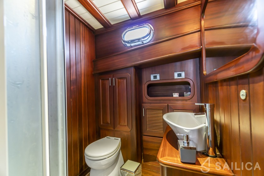 Gulet - Yacht Charter Sailica
