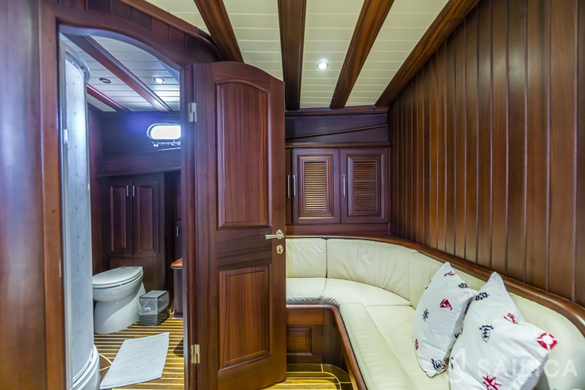 Gulet - Yacht Charter Sailica