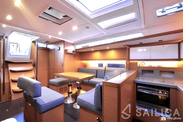 Dufour 530 - Yacht Charter Sailica