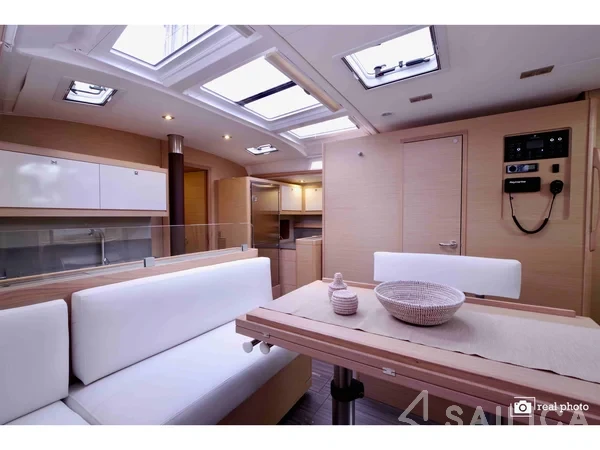 Dufour 530 - Yacht Charter Sailica