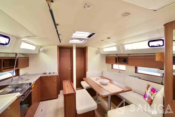 Oceanis 46.1 - Yacht Charter Sailica