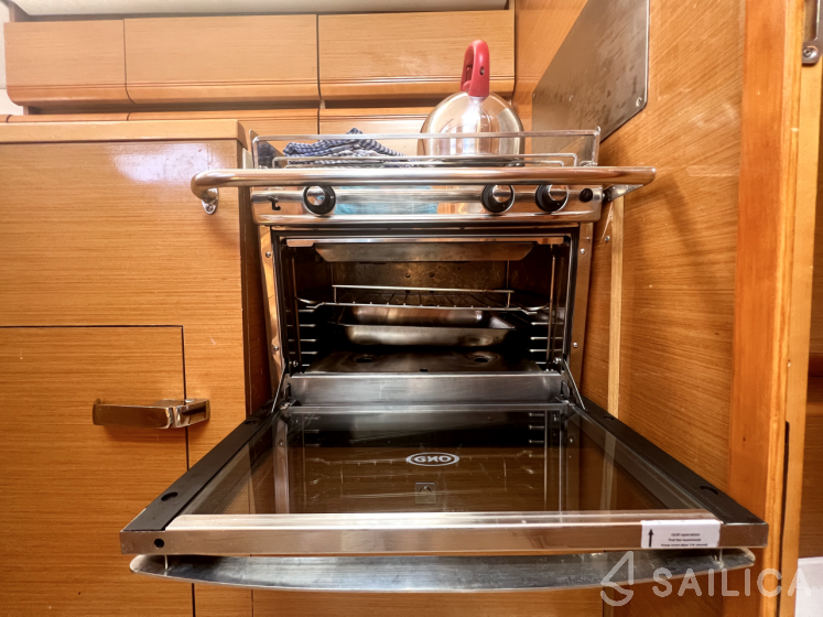 Sun Odyssey 439 - Yacht Charter Sailica