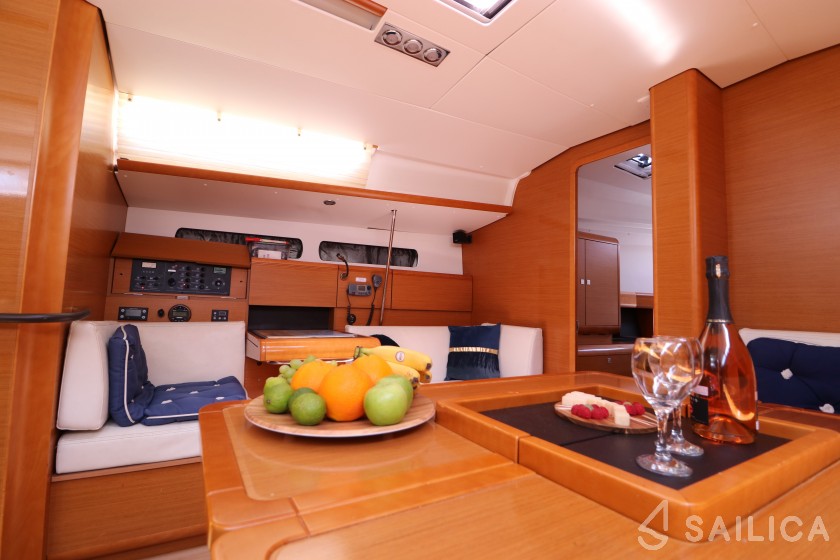 Sun Odyssey 439 - Yacht Charter Sailica