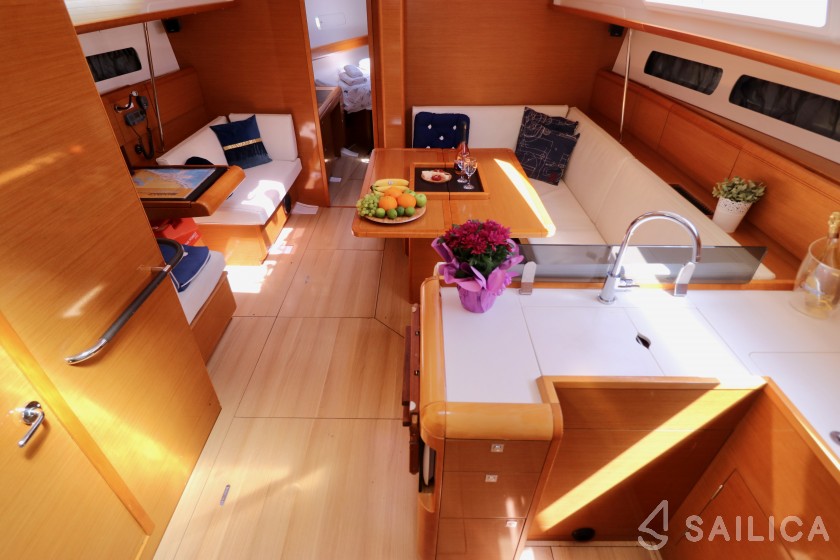 Sun Odyssey 439 - Yacht Charter Sailica