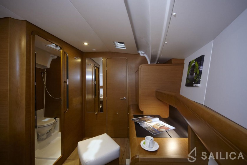 Sun Odyssey 449 - Yacht Charter Sailica