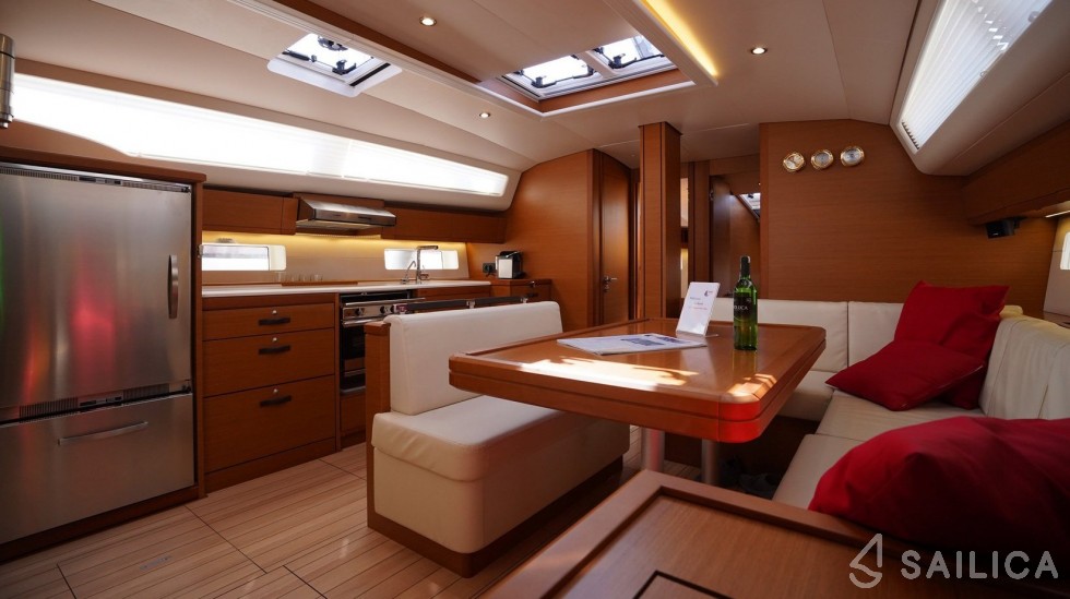 Jeanneau 54 - Yacht Charter Sailica