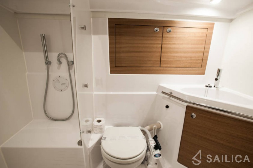 Elan Impression 45.1 - Yacht Charter Sailica