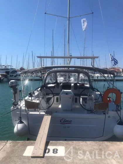Oceanis 40.1 - Yacht Charter Sailica