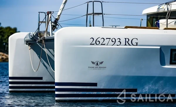 Lagoon 40 - Yacht Charter Sailica