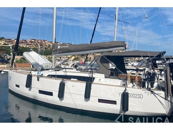 Dufour 390 - Yacht Charter Sailica