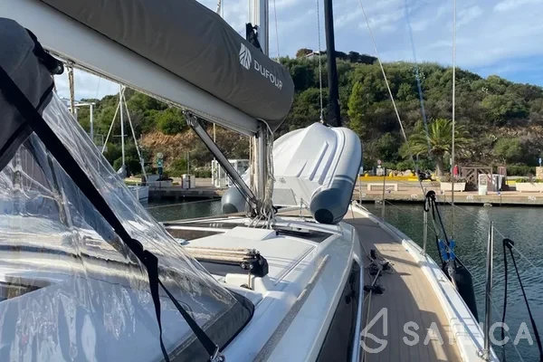 Dufour 390 - Yacht Charter Sailica