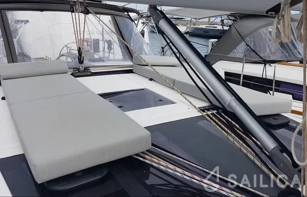 Dufour 430 - Yacht Charter Sailica