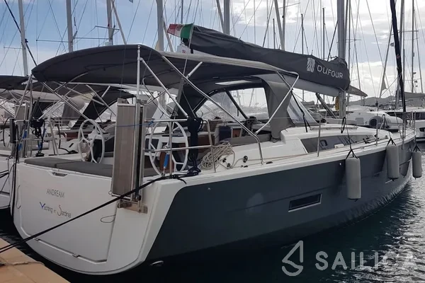 Dufour 430 - Yacht Charter Sailica