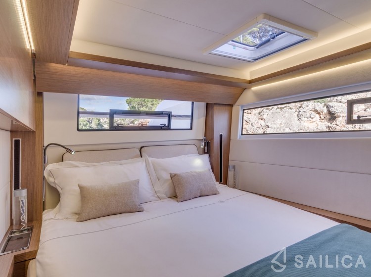 Lagoon 50 - Yacht Charter Sailica