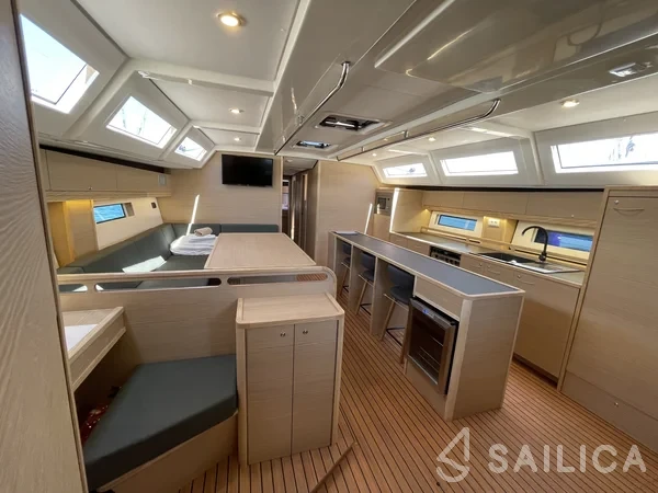 D&D Kufner 54 - Yacht Charter Sailica