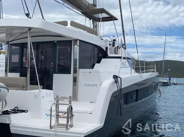 Bali Catspace - Yacht Charter Sailica
