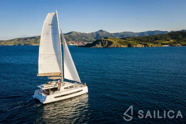 Bali 4.8  - Yacht Charter Sailica