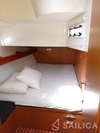 Bavaria 45 Cruiser - Yacht Charter Sailica