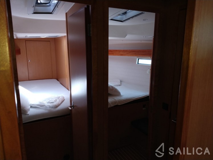 Bavaria 45 Cruiser - Yacht Charter Sailica