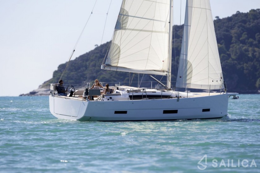 Dufour 390 Grand Large - Yacht Charter Sailica