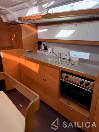 Dufour 430 - Yacht Charter Sailica