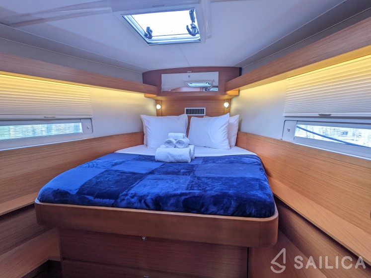 Dufour 430 - Yacht Charter Sailica
