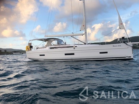 Dufour 430 - Yacht Charter Sailica