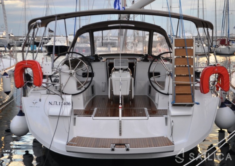 Sun Odyssey 519 - Yacht Charter Sailica