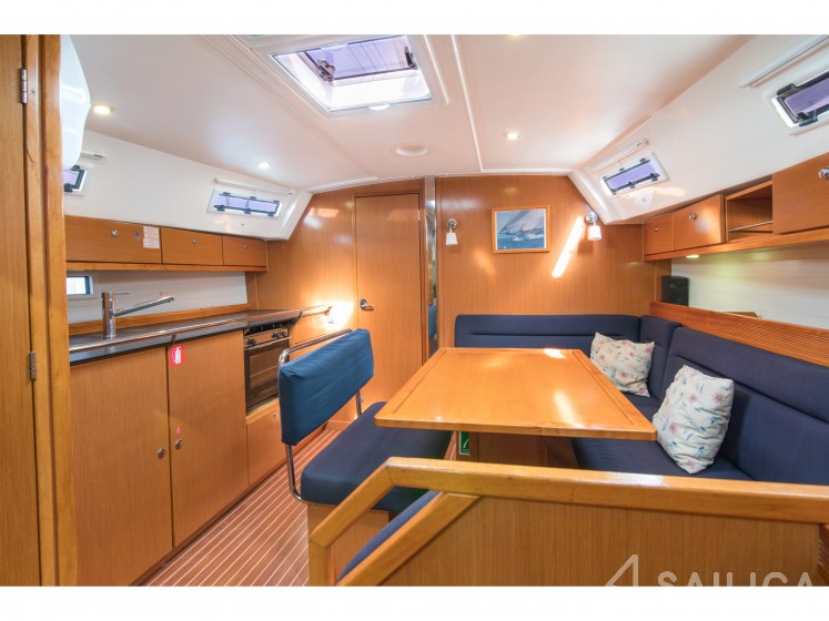 Bavaria 40 Cruiser - Yacht Charter Sailica