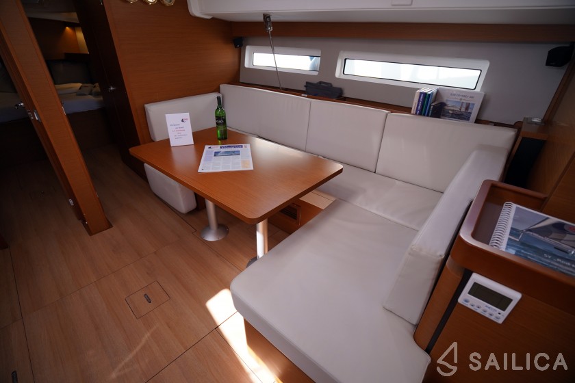Sun Odyssey 490 - Yacht Charter Sailica