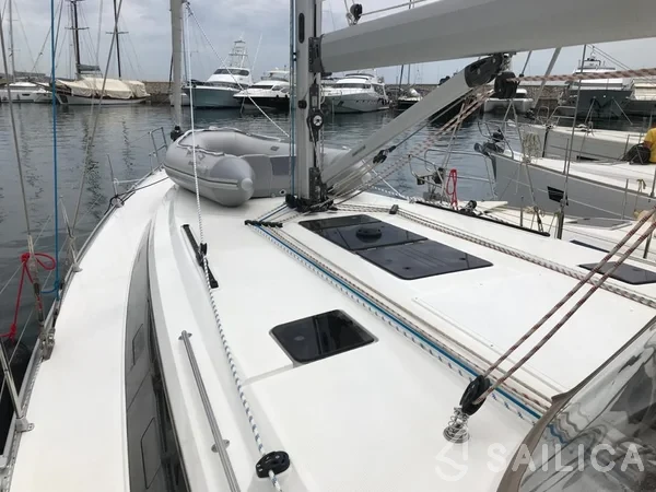 Bavaria 46 Cruiser - Yacht Charter Sailica