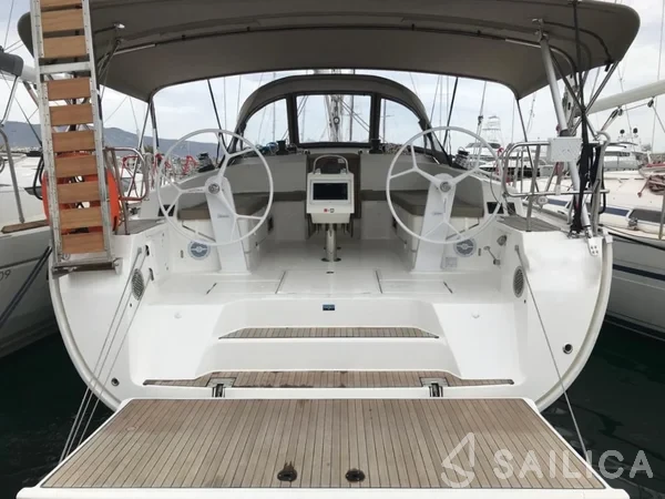 Bavaria 46 Cruiser - Yacht Charter Sailica