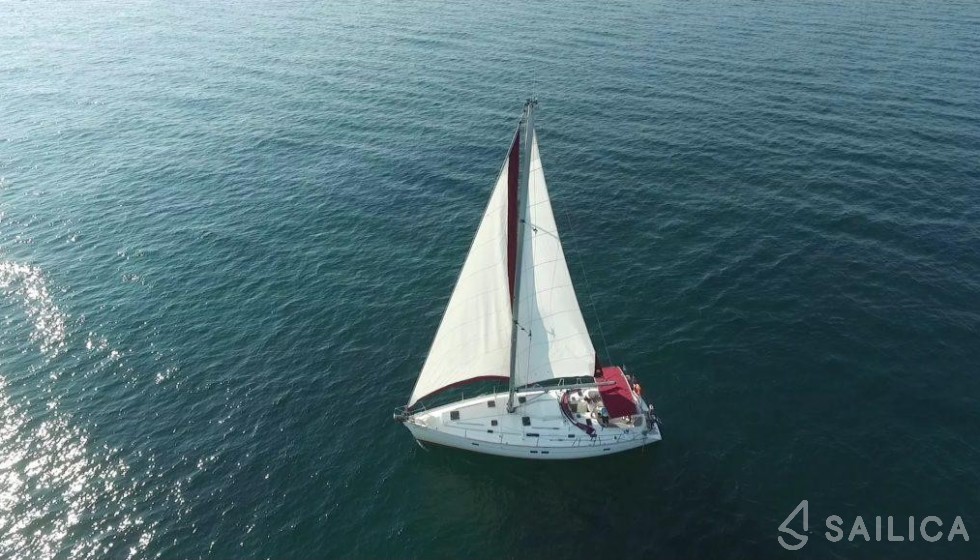 Oceanis 41.1 - Yacht Charter Sailica