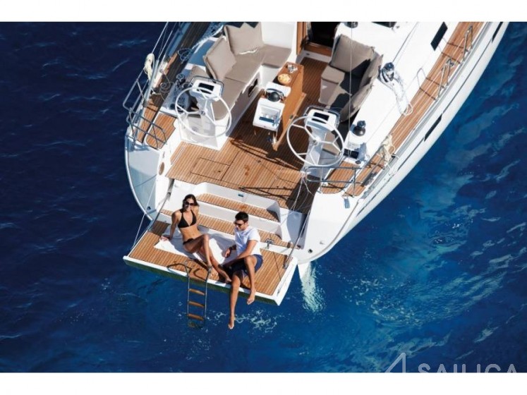 Bavaria 46 Cruiser - Yacht Charter Sailica