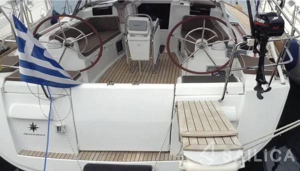 Sun Odyssey 409 - Yacht Charter Sailica
