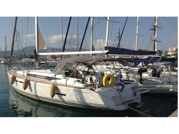 Sun Odyssey 409 - Yacht Charter Sailica