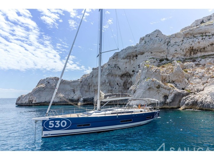 Dufour 530 - Yacht Charter Sailica