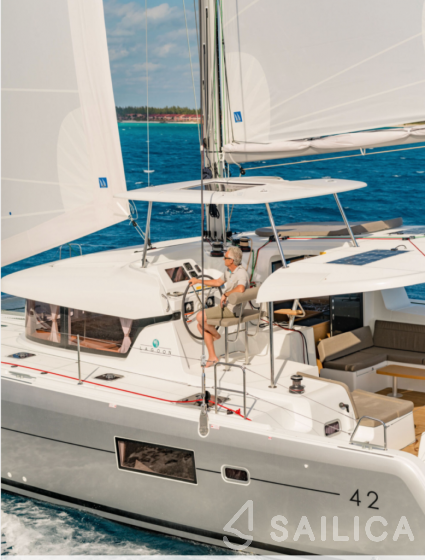 Lagoon 42 - Yacht Charter Sailica