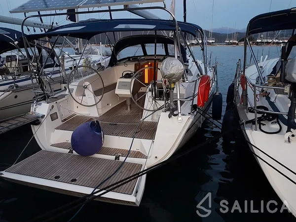 Bavaria 41 Cruiser - Yacht Charter Sailica