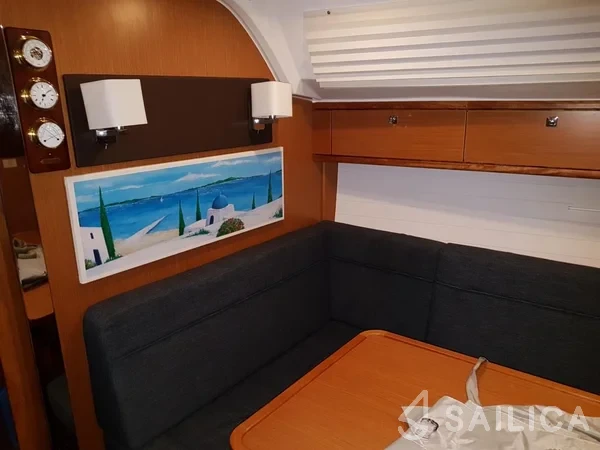 Bavaria 41 Cruiser - Yacht Charter Sailica
