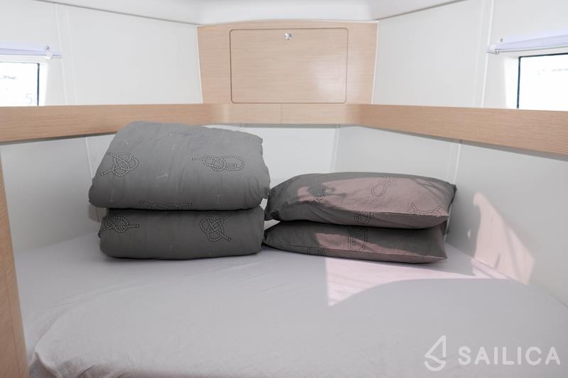 Elan 45 Impression - Yacht Charter Sailica