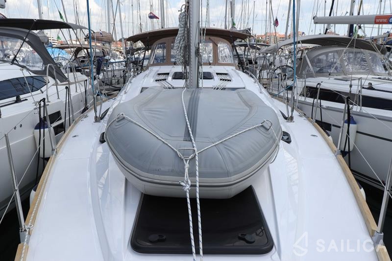 Elan 45 Impression - Yacht Charter Sailica