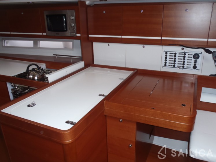 Dufour 445 Grand Large - Yacht Charter Sailica