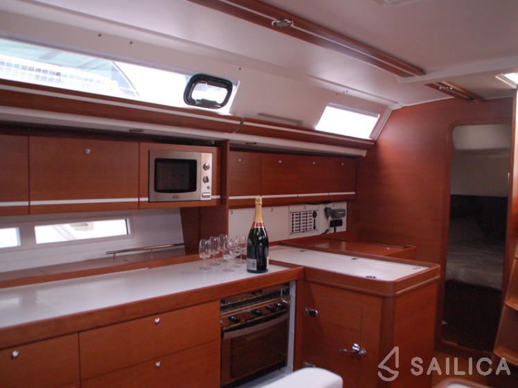 Dufour 445 Grand Large - Yacht Charter Sailica