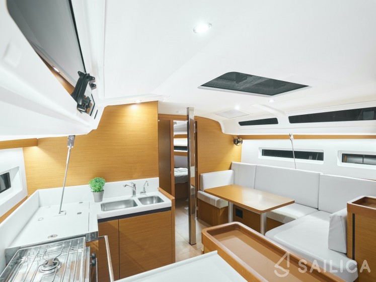Sun Odyssey 440 - Yacht Charter Sailica
