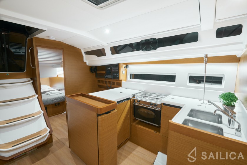 Sun Odyssey 440 - Yacht Charter Sailica