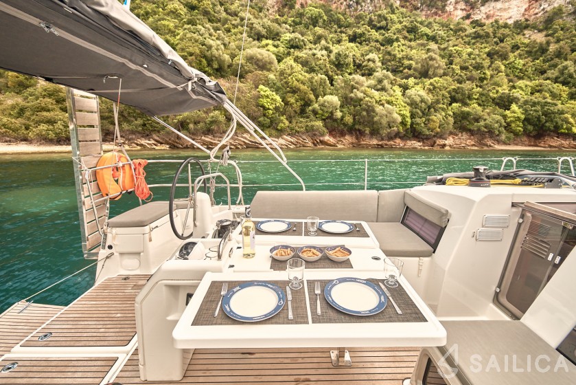 Sun Odyssey 440 - Yacht Charter Sailica